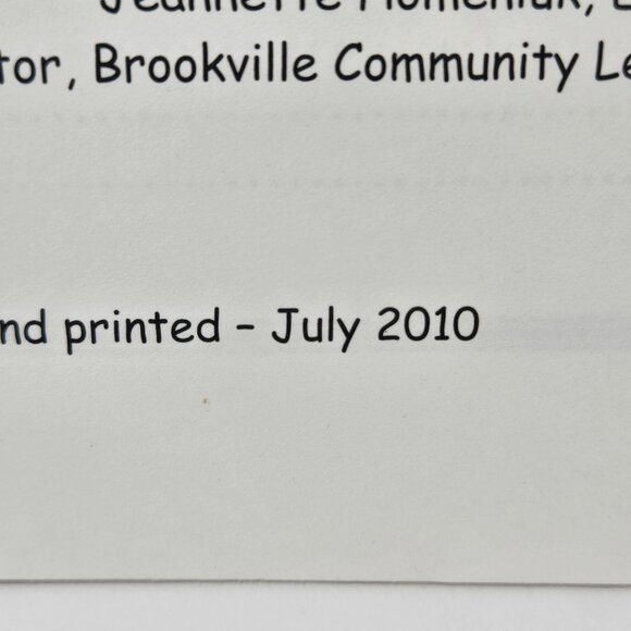 2010 Cookbook Brookville Family Favorites Brookville Community League Alberta - Picture 4 of 16